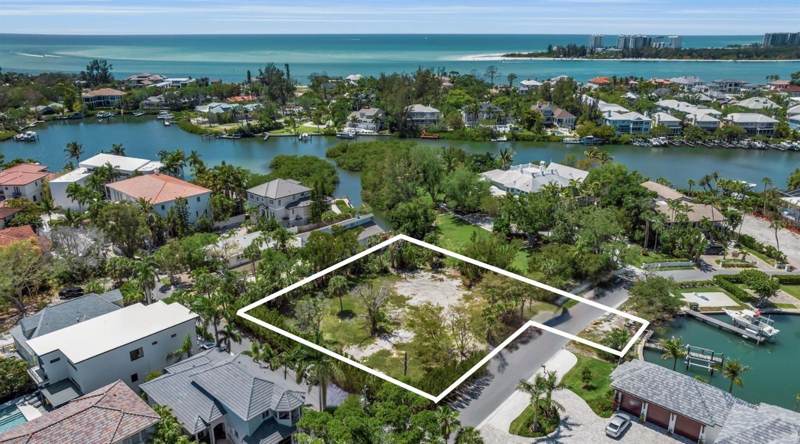 ROBERTS POINT 2 - Land