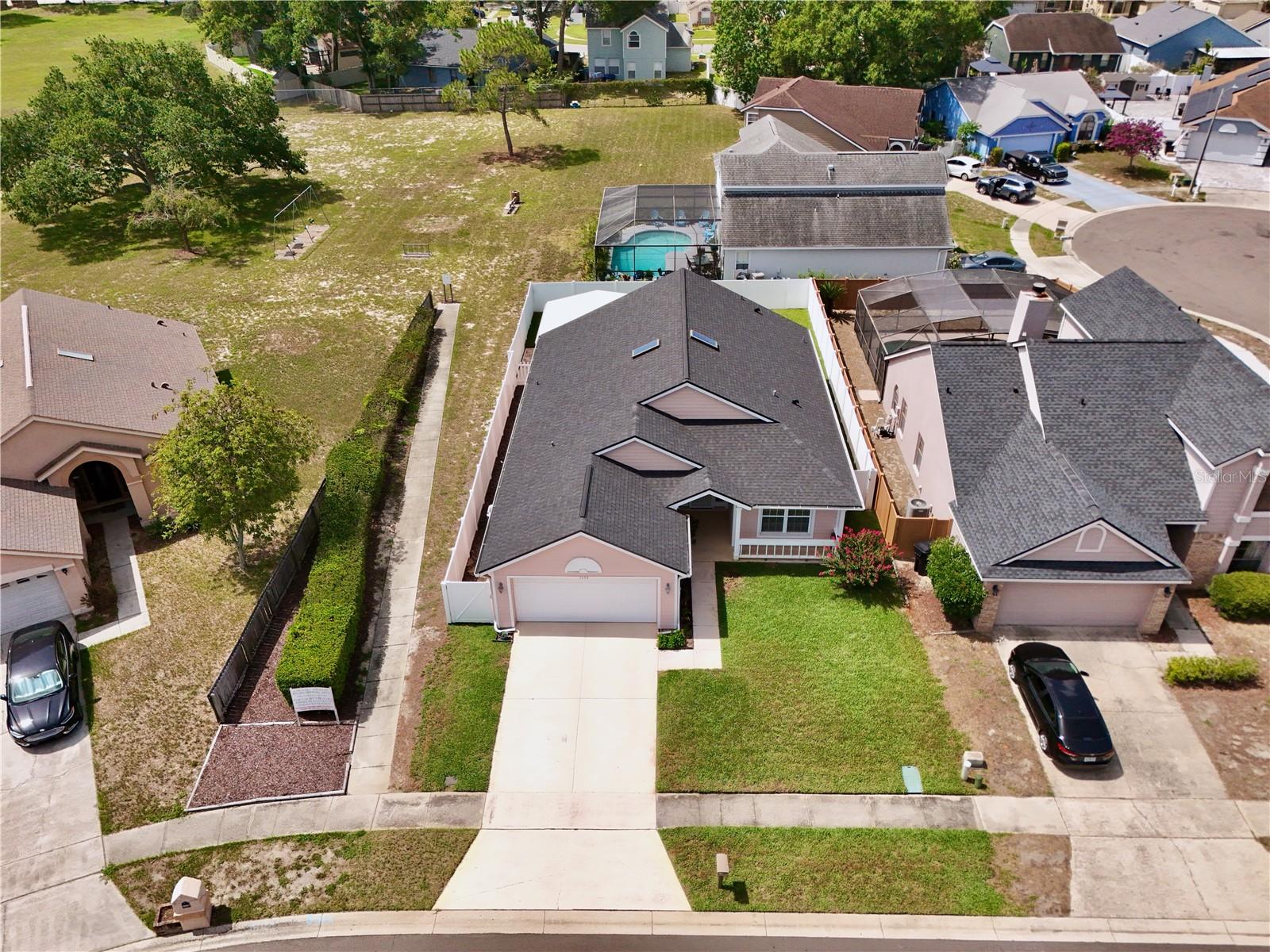 COUNTRY ADDRESS - Residential