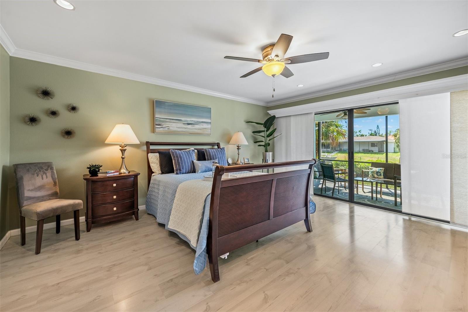 SCHOONER BAY - Residential