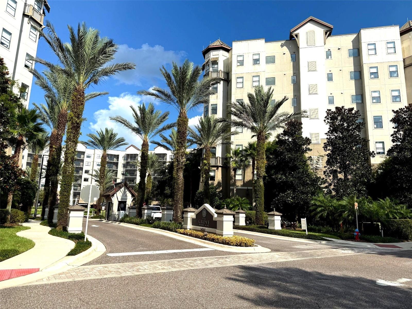 GROVE RESORT - Residential
