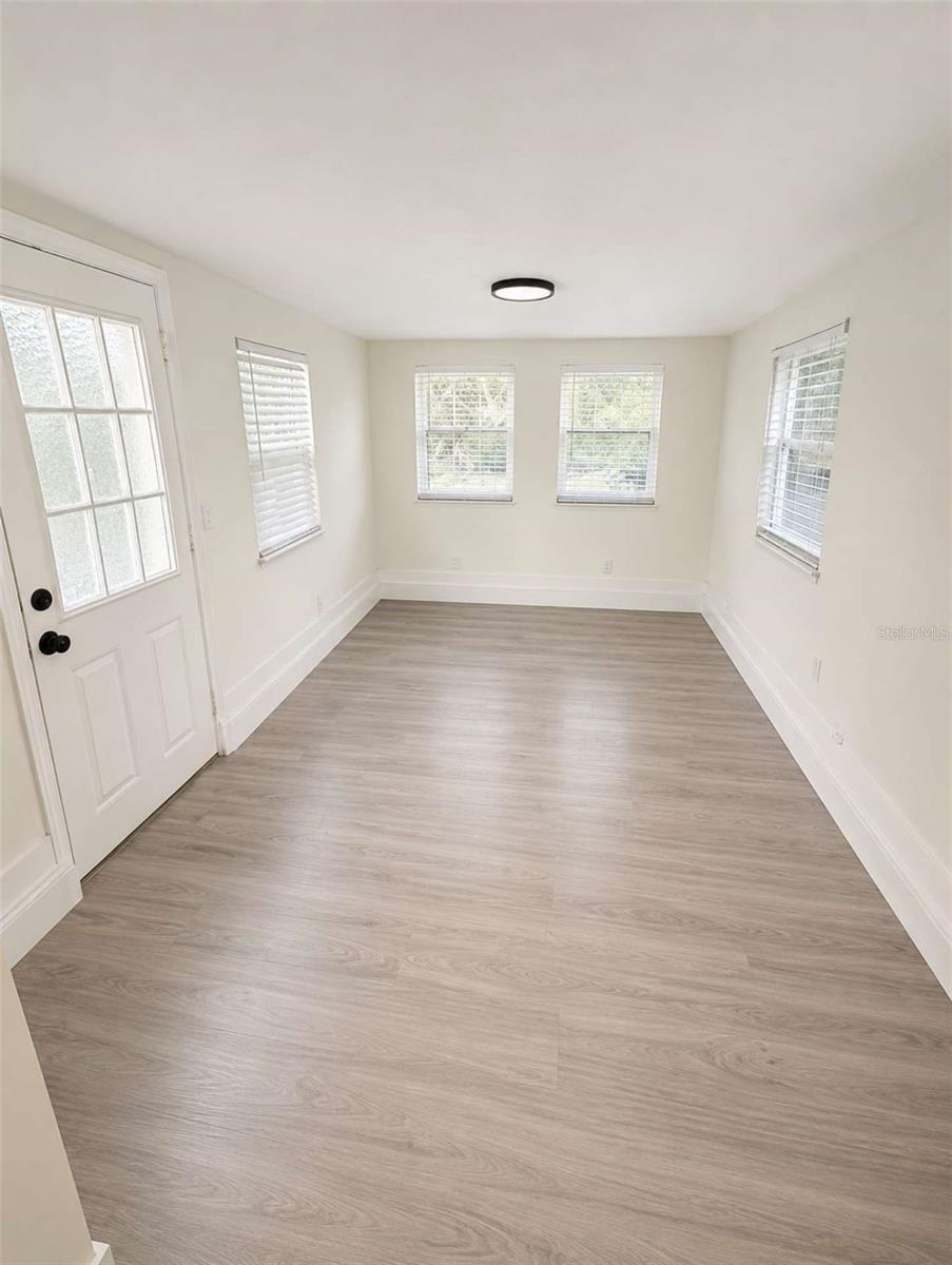 BROWN ACRES - Residential