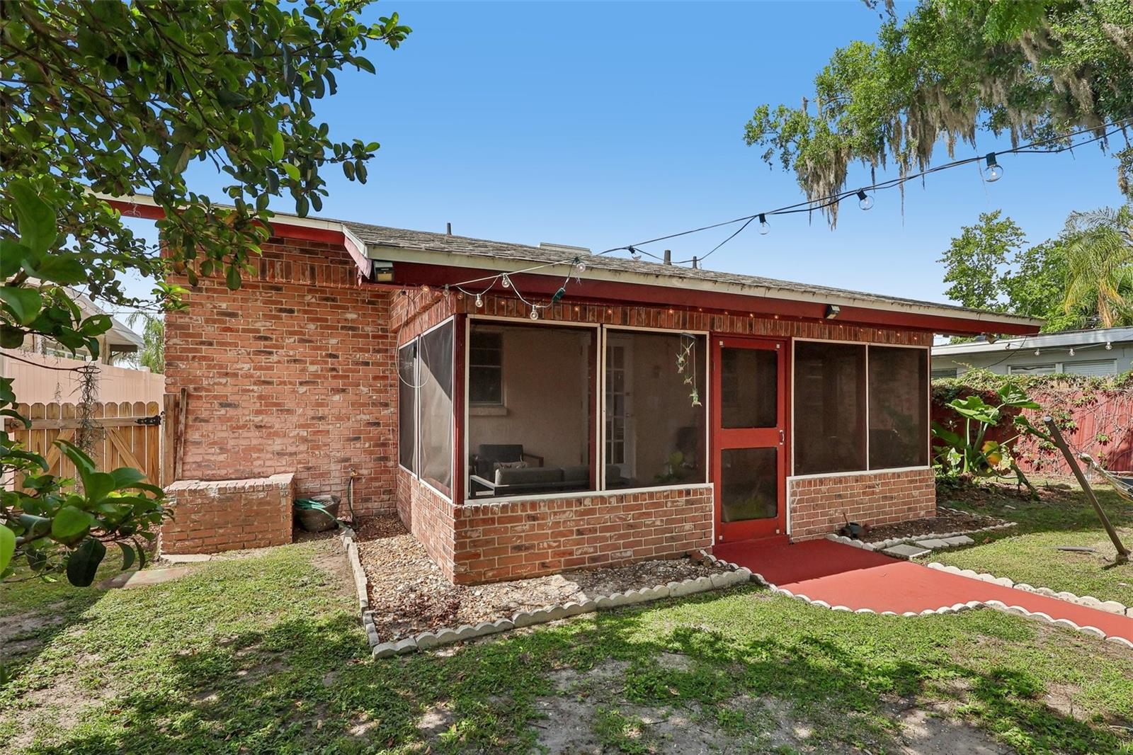 HEART O CONWAY - Residential