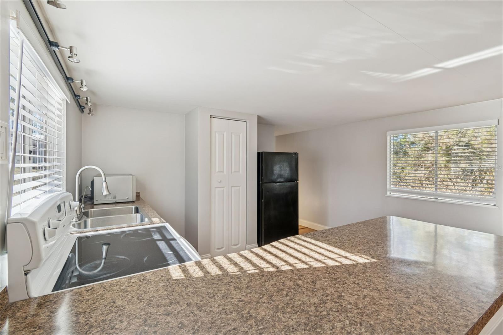 GREEN ACRES ADD - Residential