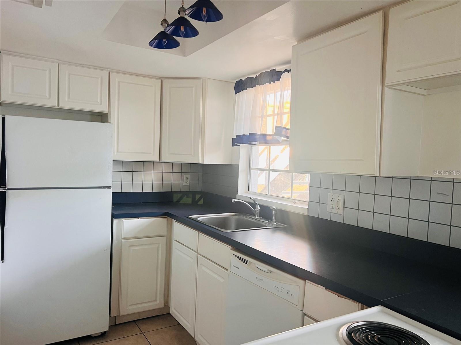 GOLFSIDE VILLAS CONDO - Residential Lease