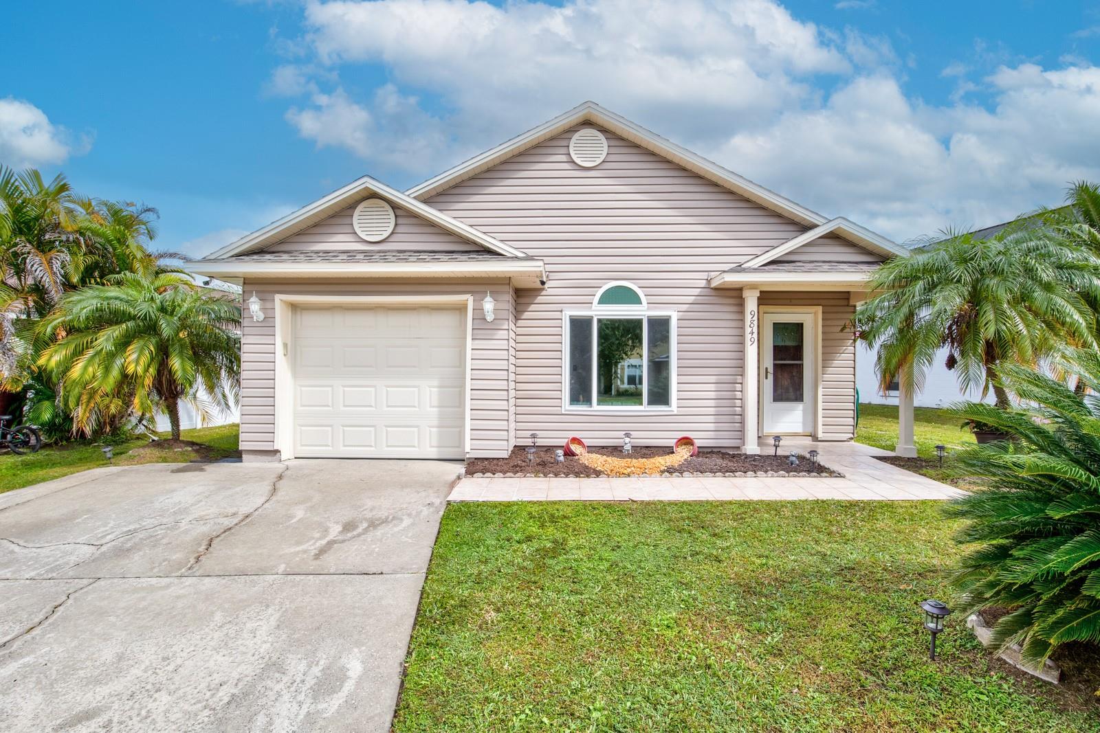 MEADOWS AT BOGGY CREEK - Residential