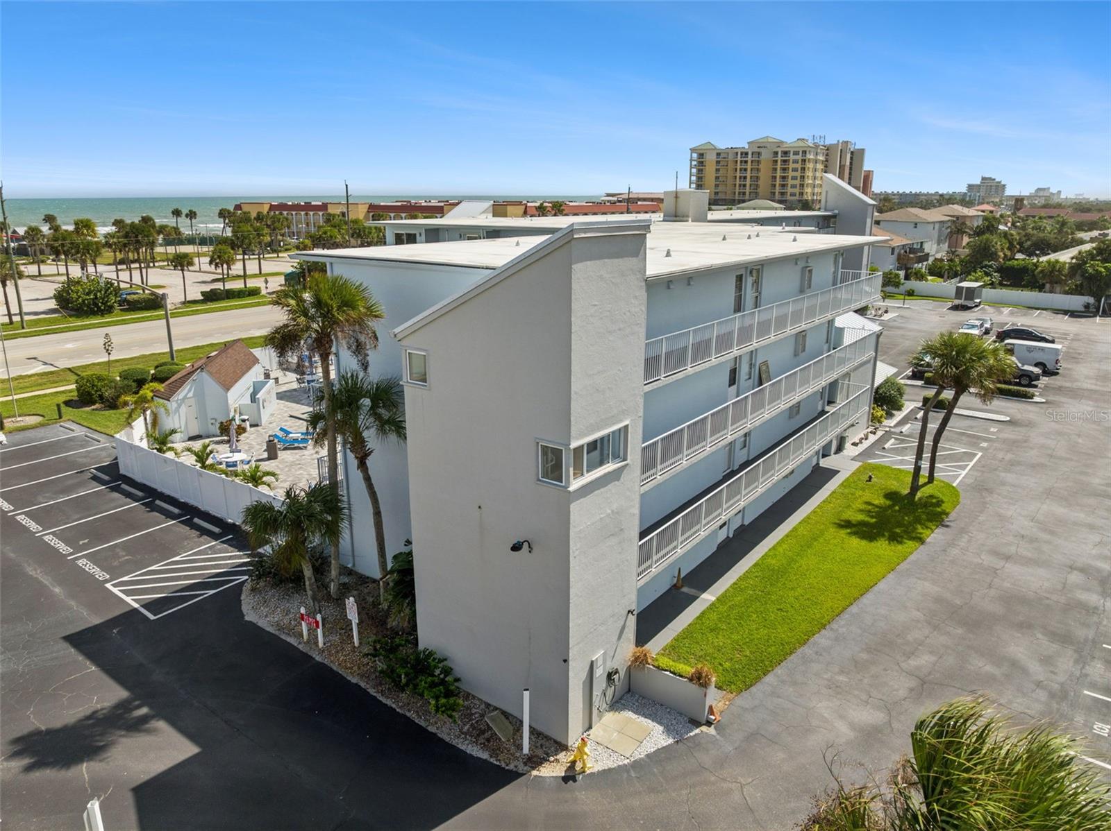 MARINERS COVE CONDO - Residential