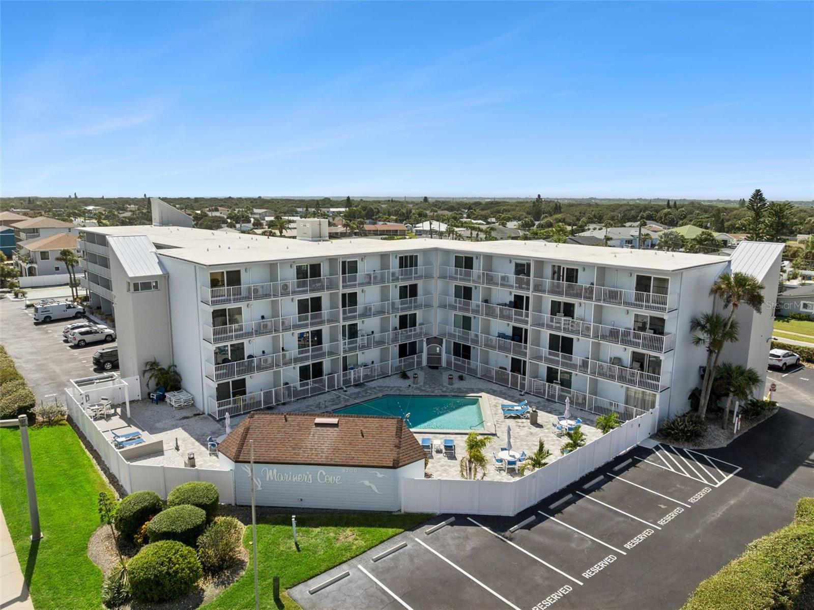 MARINERS COVE CONDO - Residential