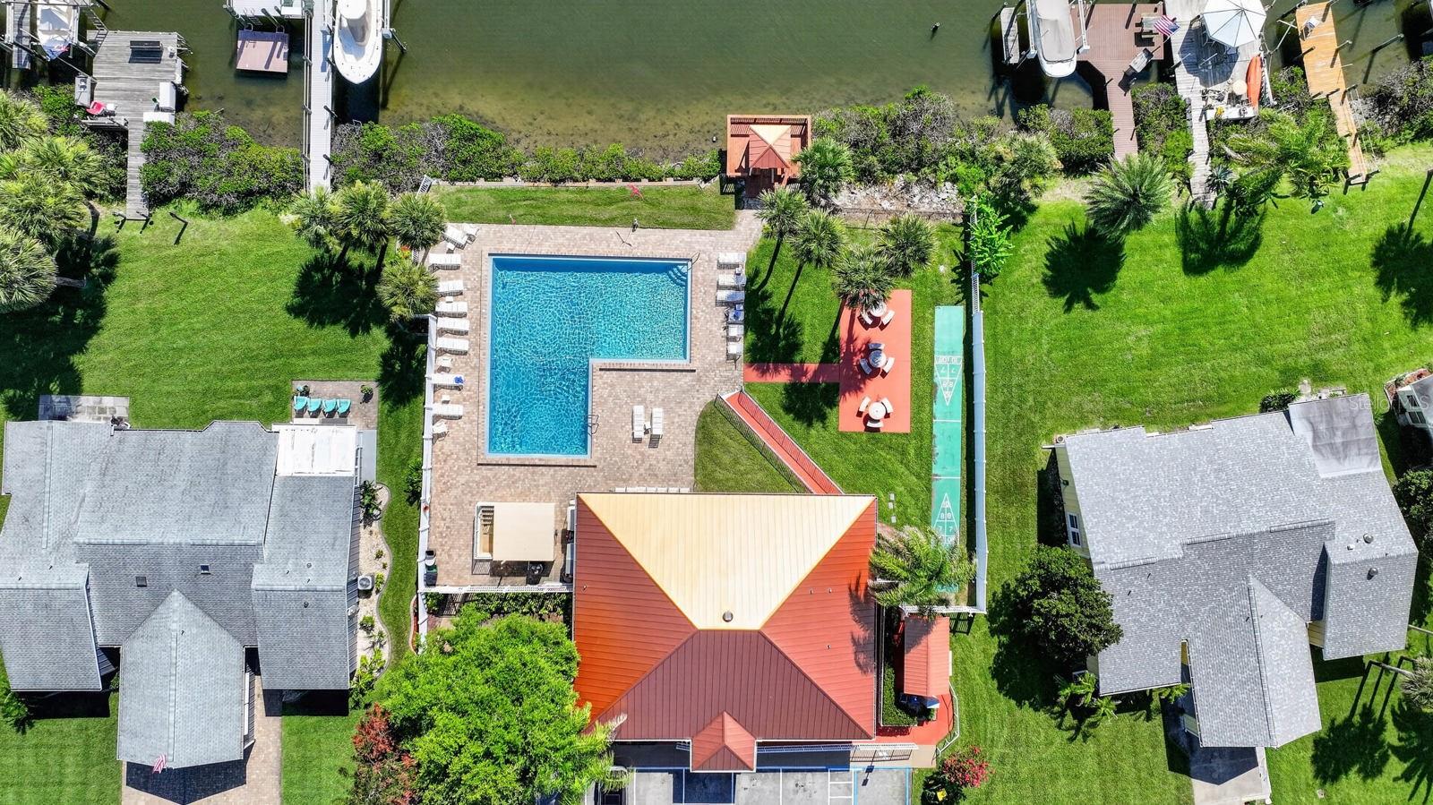 HARBOR POINT - Residential