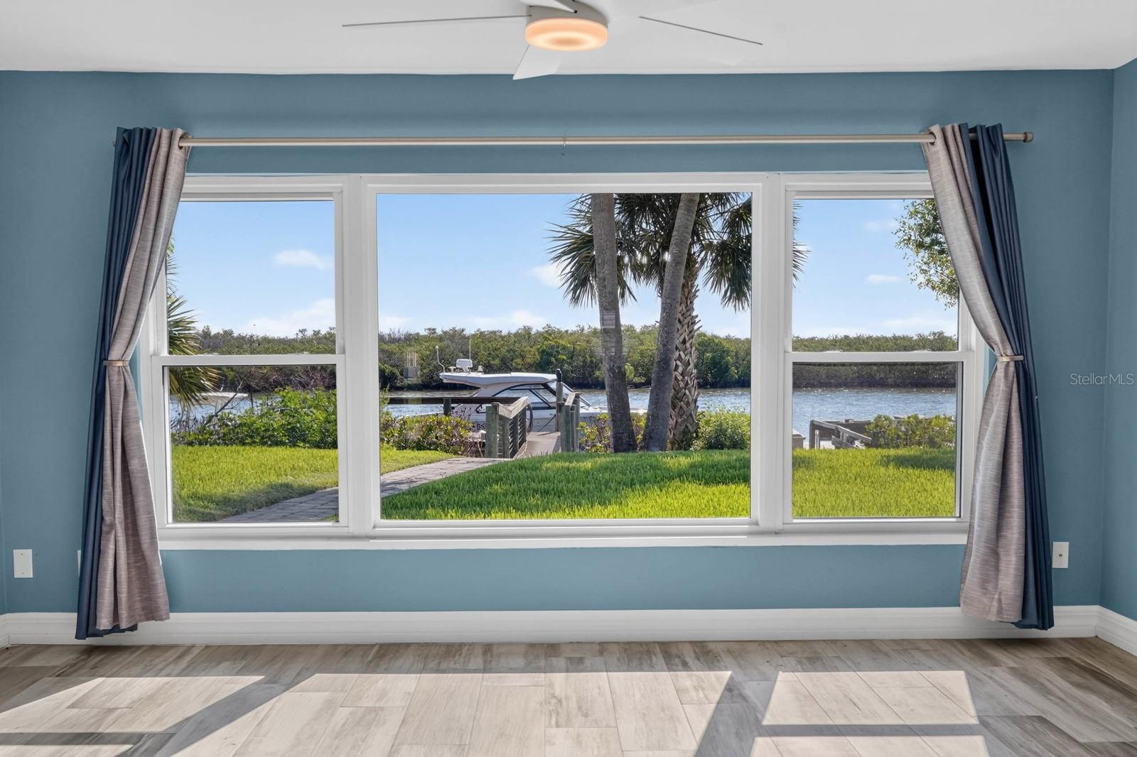 HARBOR POINT - Residential