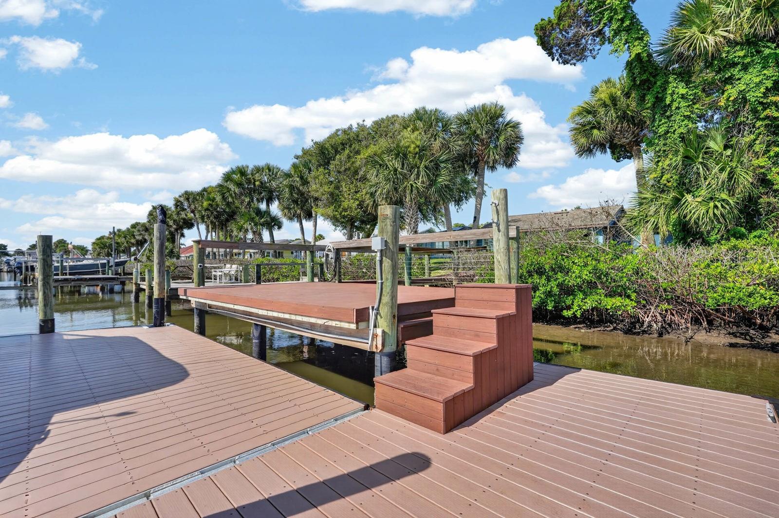 HARBOR POINT - Residential