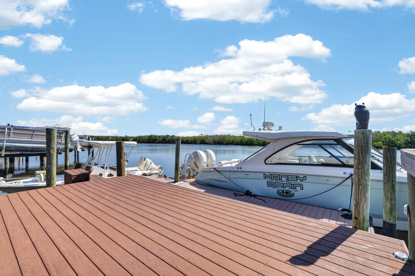 HARBOR POINT - Residential