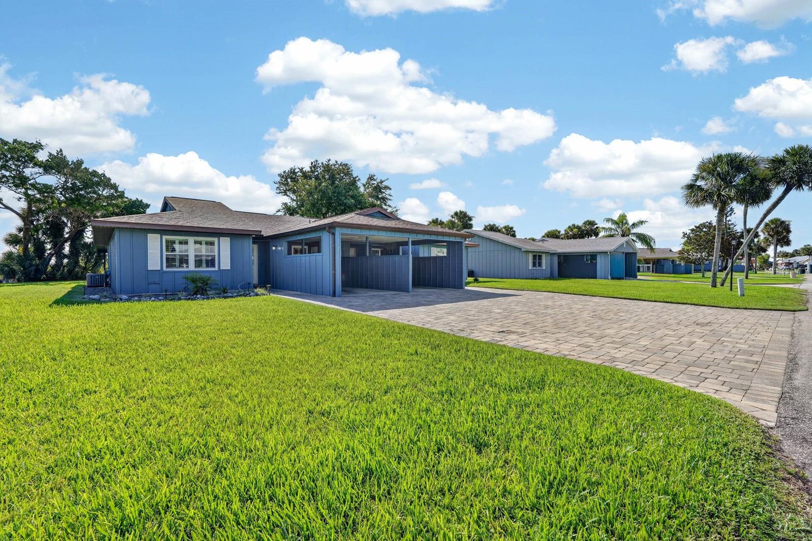 HARBOR POINT - Residential