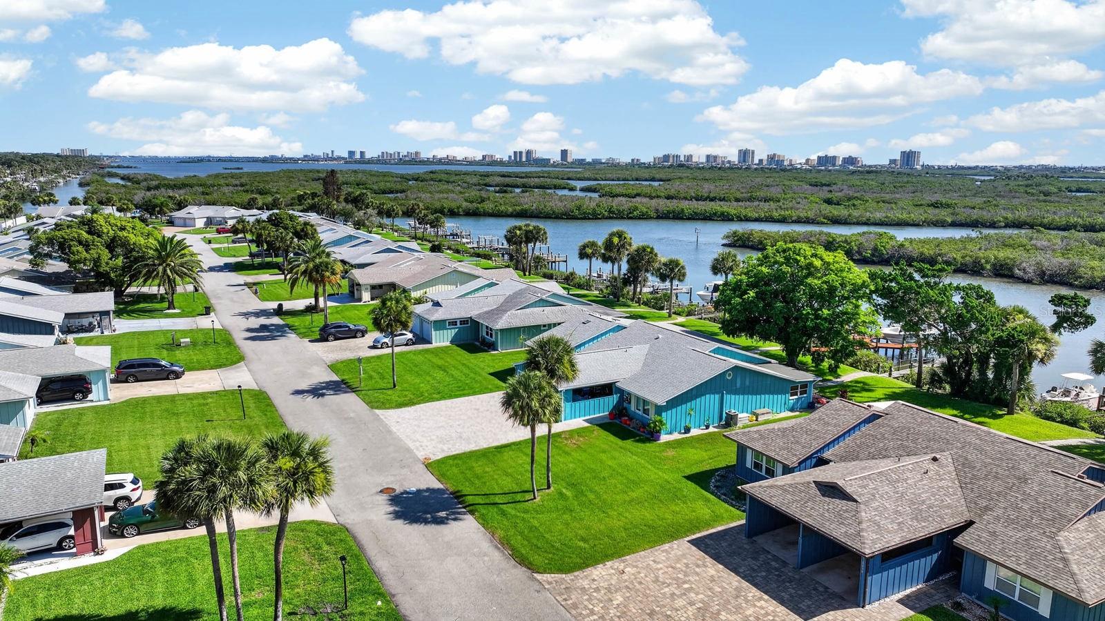 HARBOR POINT - Residential