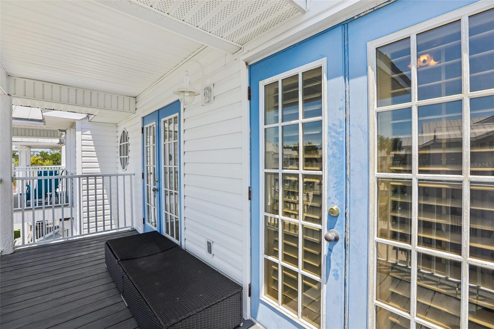 TIDES VILLAGE - YACHT BASIN - Residential
