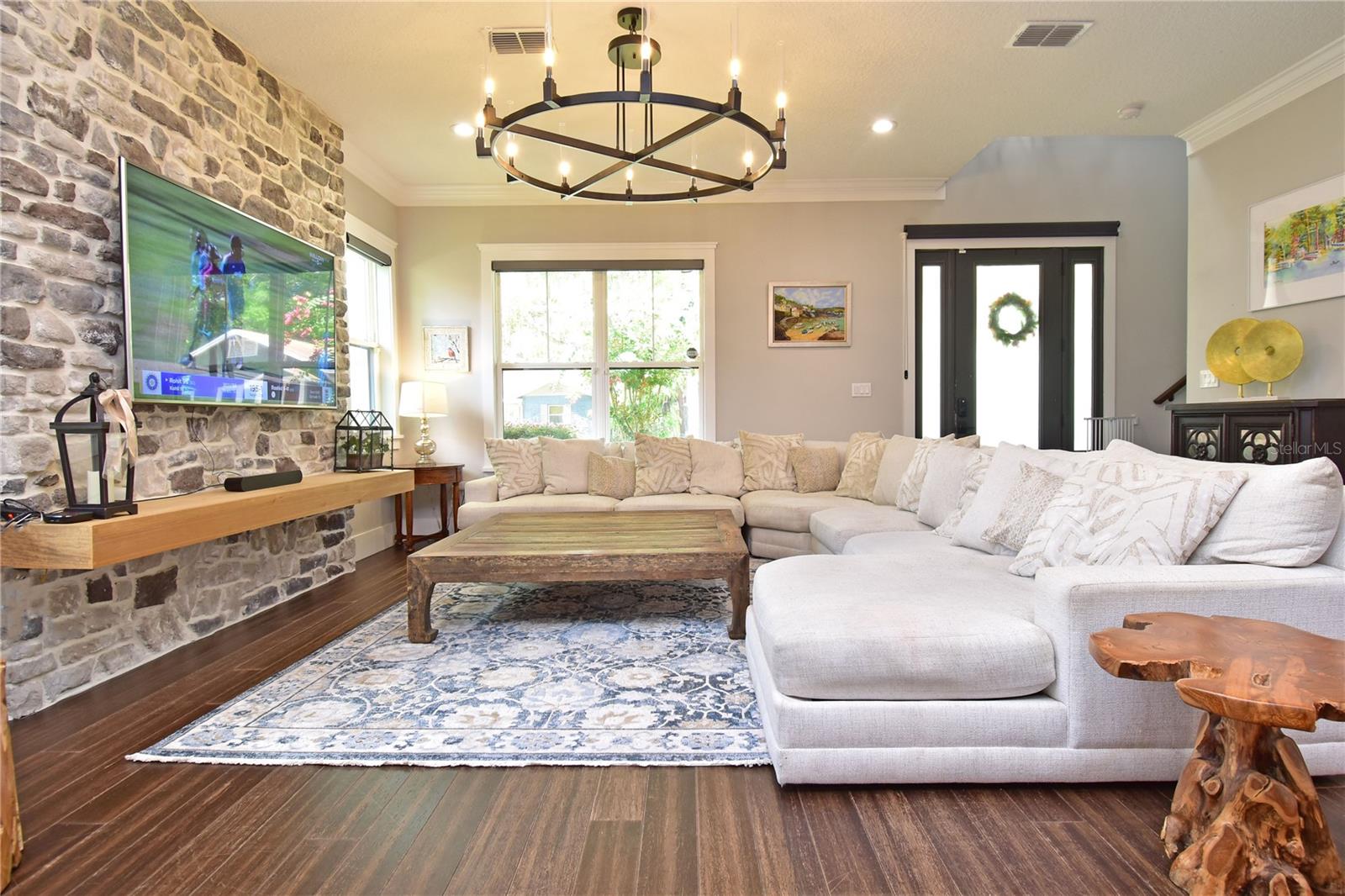 DOWNTOWN WINTER GARDEN - Residential