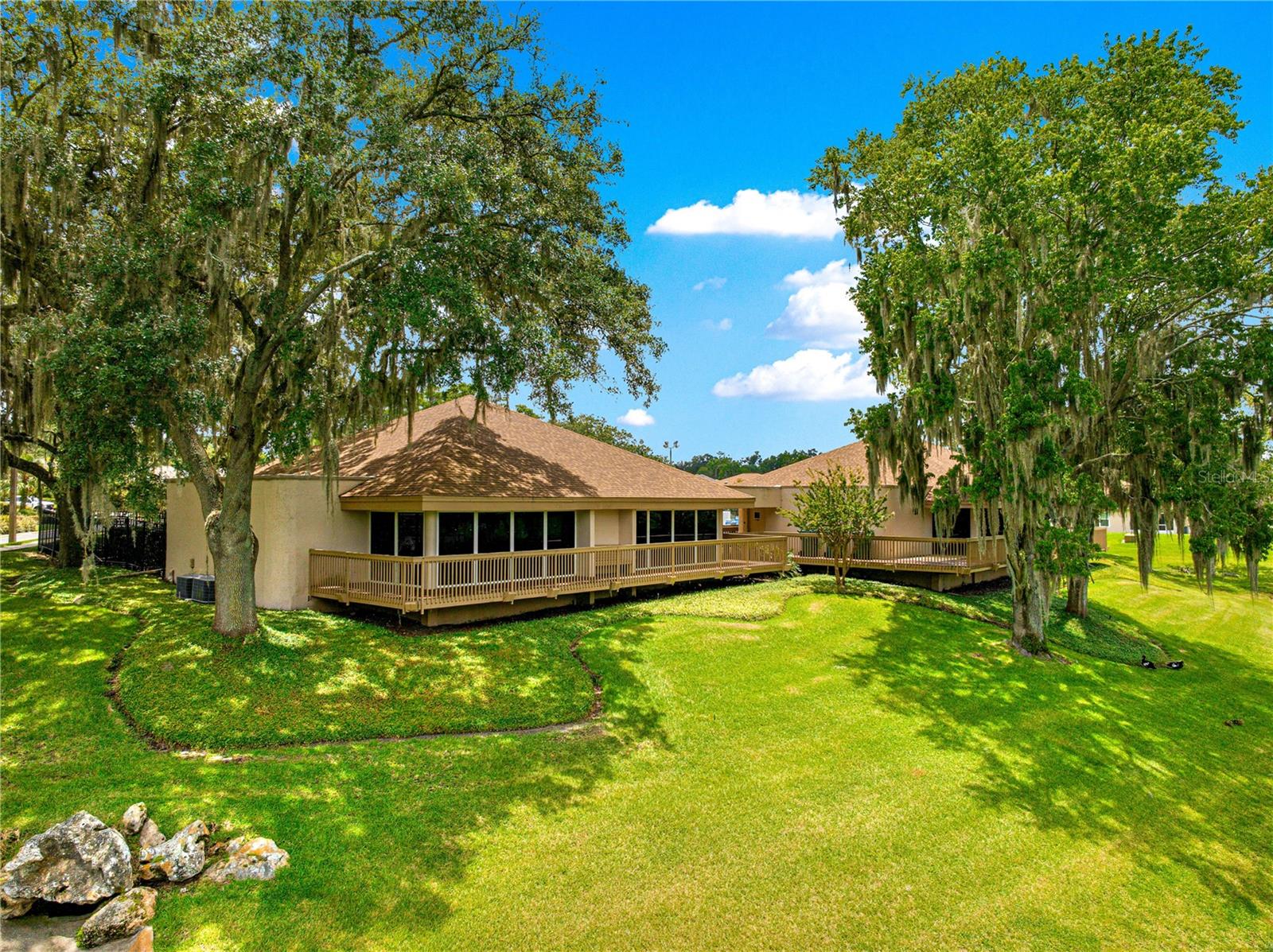 WOODLAND VILLAGES - MAGNOLIA GARDEN VILLAS - Residential