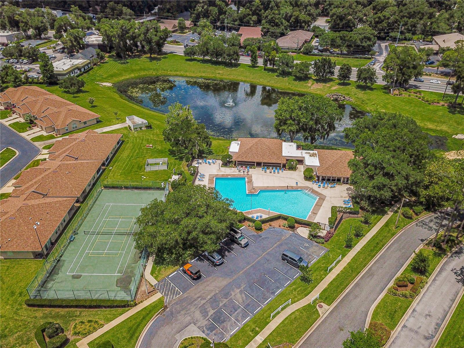 WOODLAND VILLAGES - MAGNOLIA GARDEN VILLAS - Residential