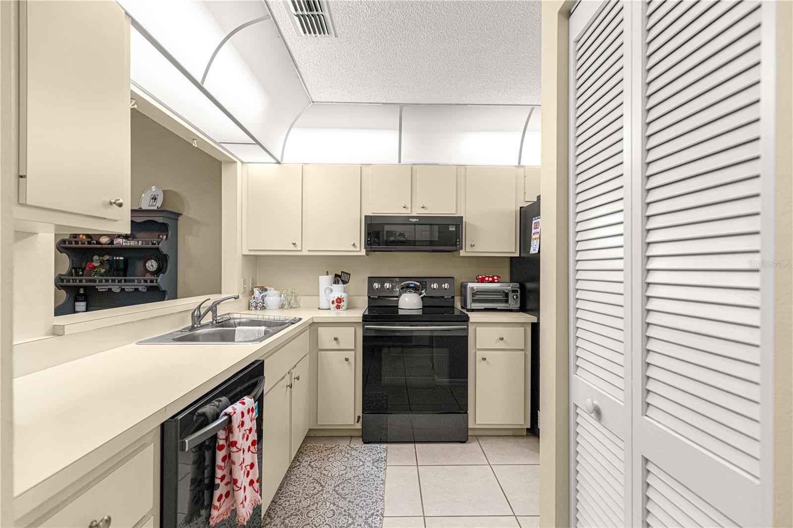 WOODLAND VILLAGES - MAGNOLIA GARDEN VILLAS - Residential