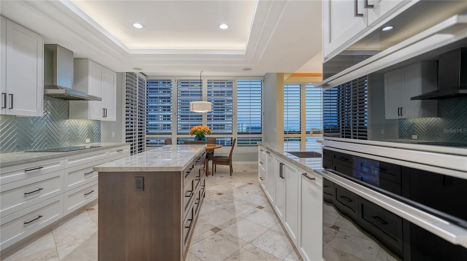 L AMBIANCE AT LONGBOAT KEY CLUB PH 02 - Residential