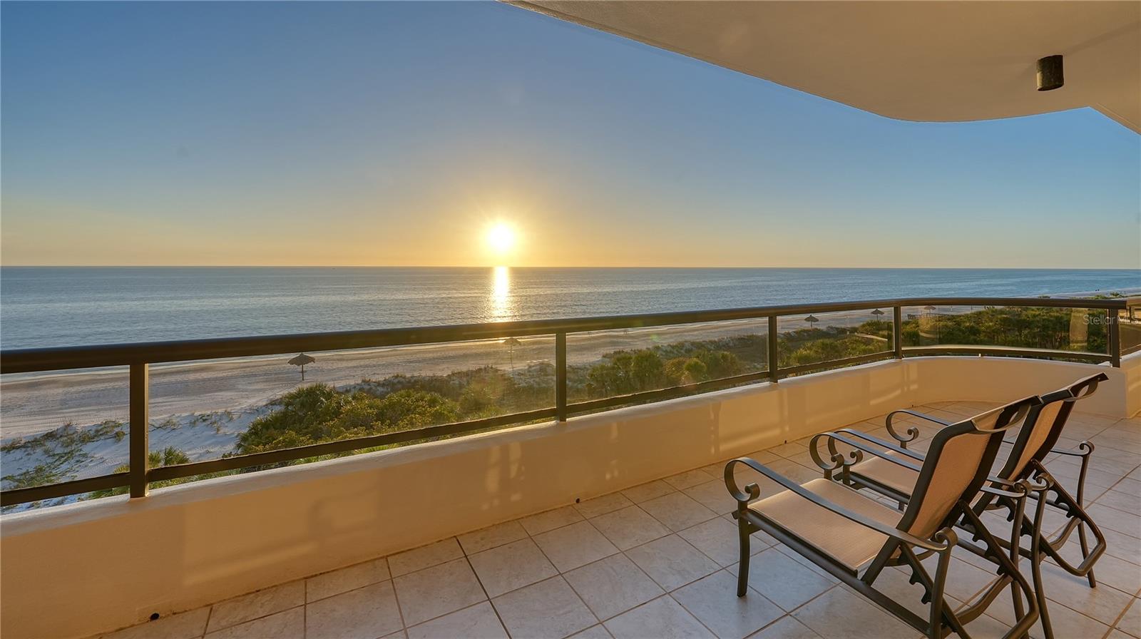 L AMBIANCE AT LONGBOAT KEY CLUB PH 02 - Residential