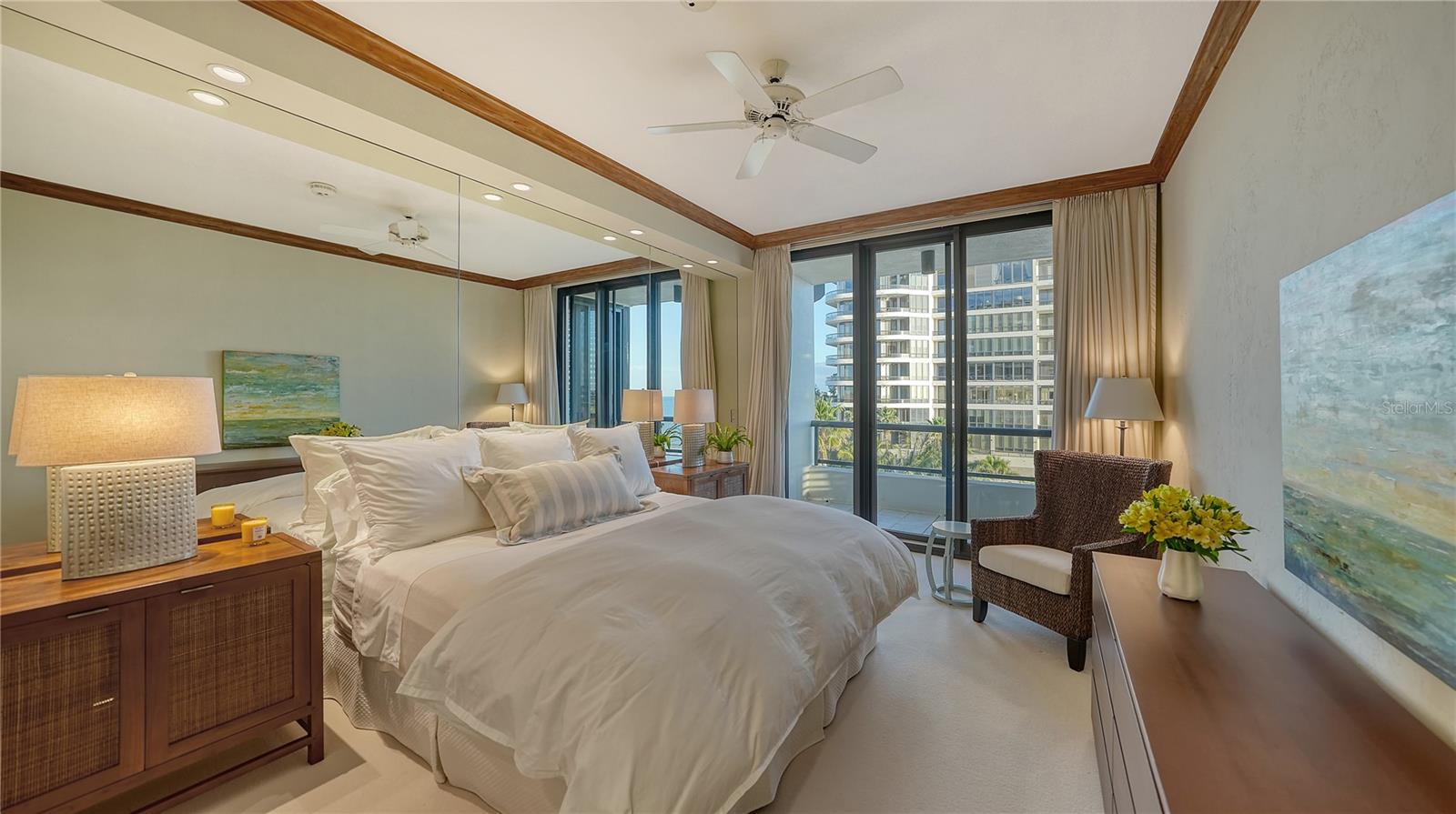 L AMBIANCE AT LONGBOAT KEY CLUB PH 02 - Residential