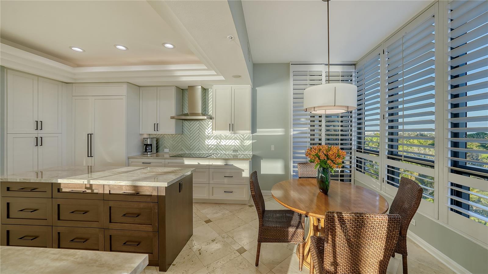 L AMBIANCE AT LONGBOAT KEY CLUB PH 02 - Residential