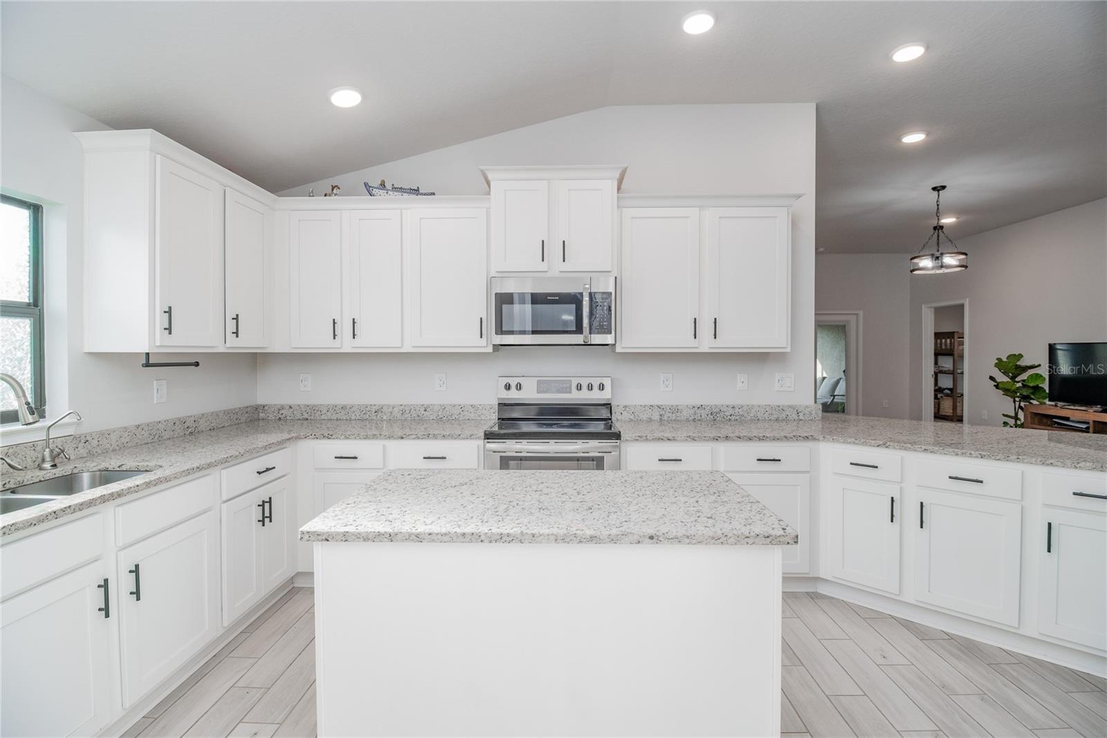 LAKE JULIANA ESTATES - Residential
