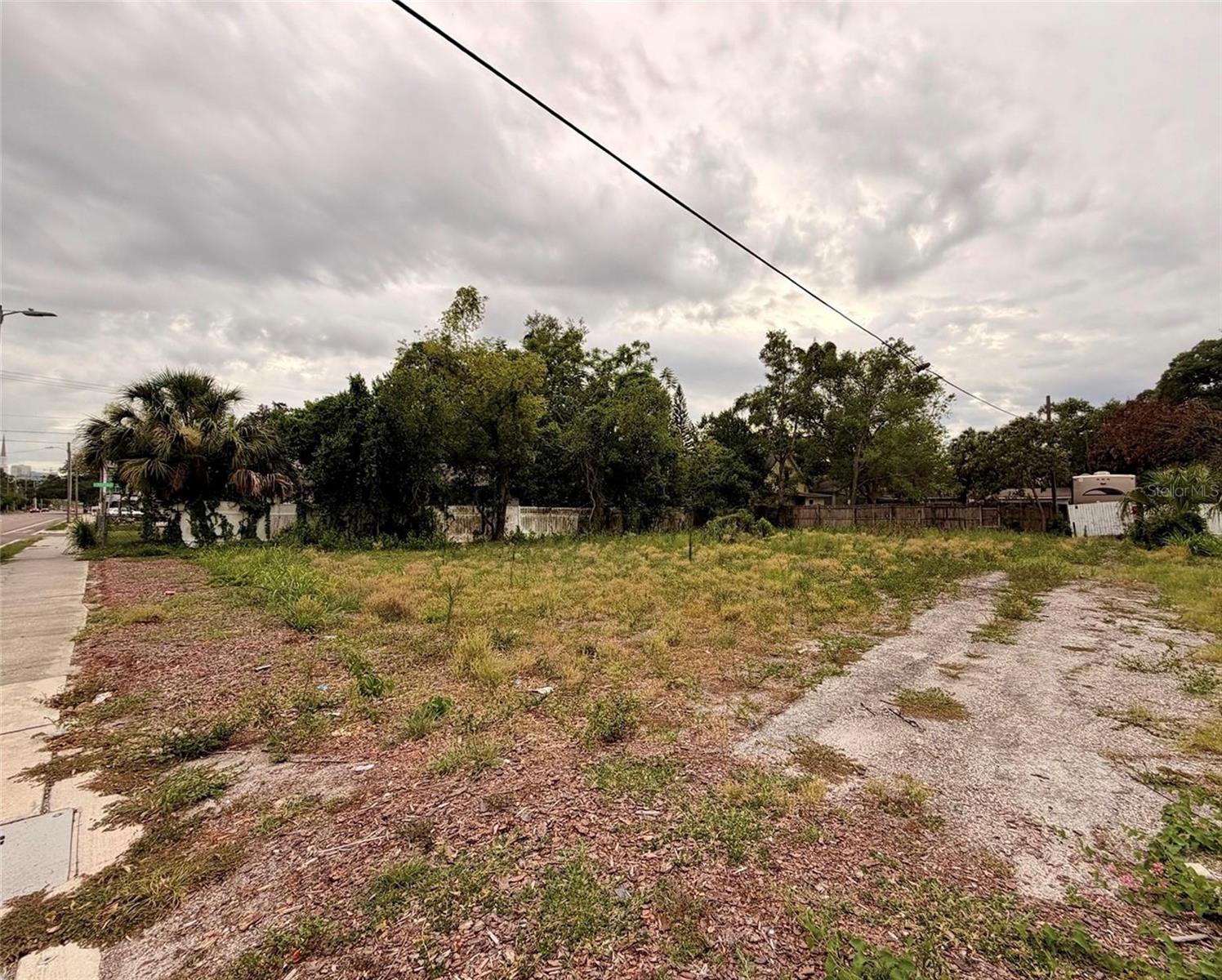 FLORIDA PLACE - Land