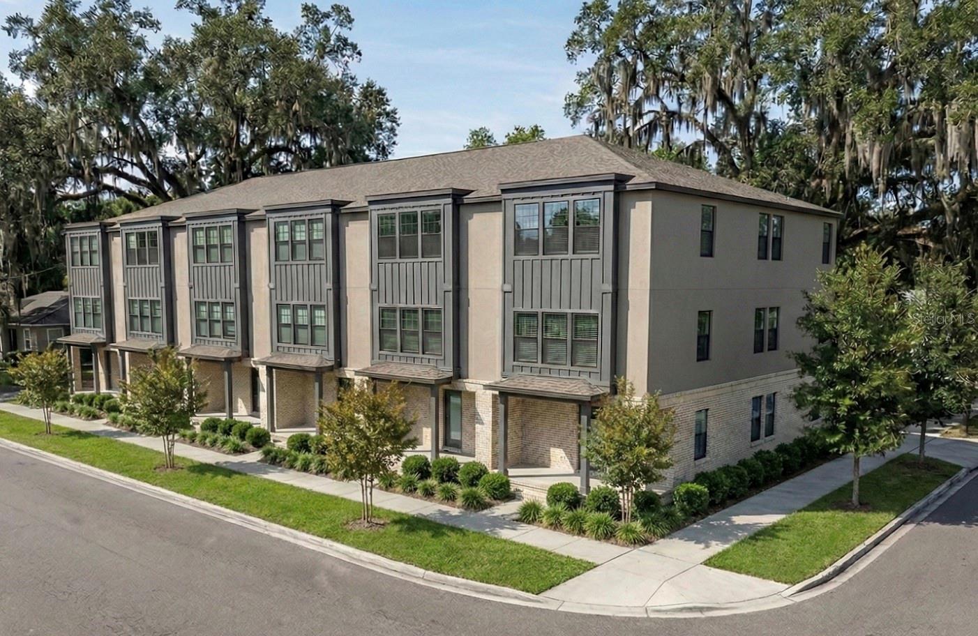 FLORIDA PLACE - Land