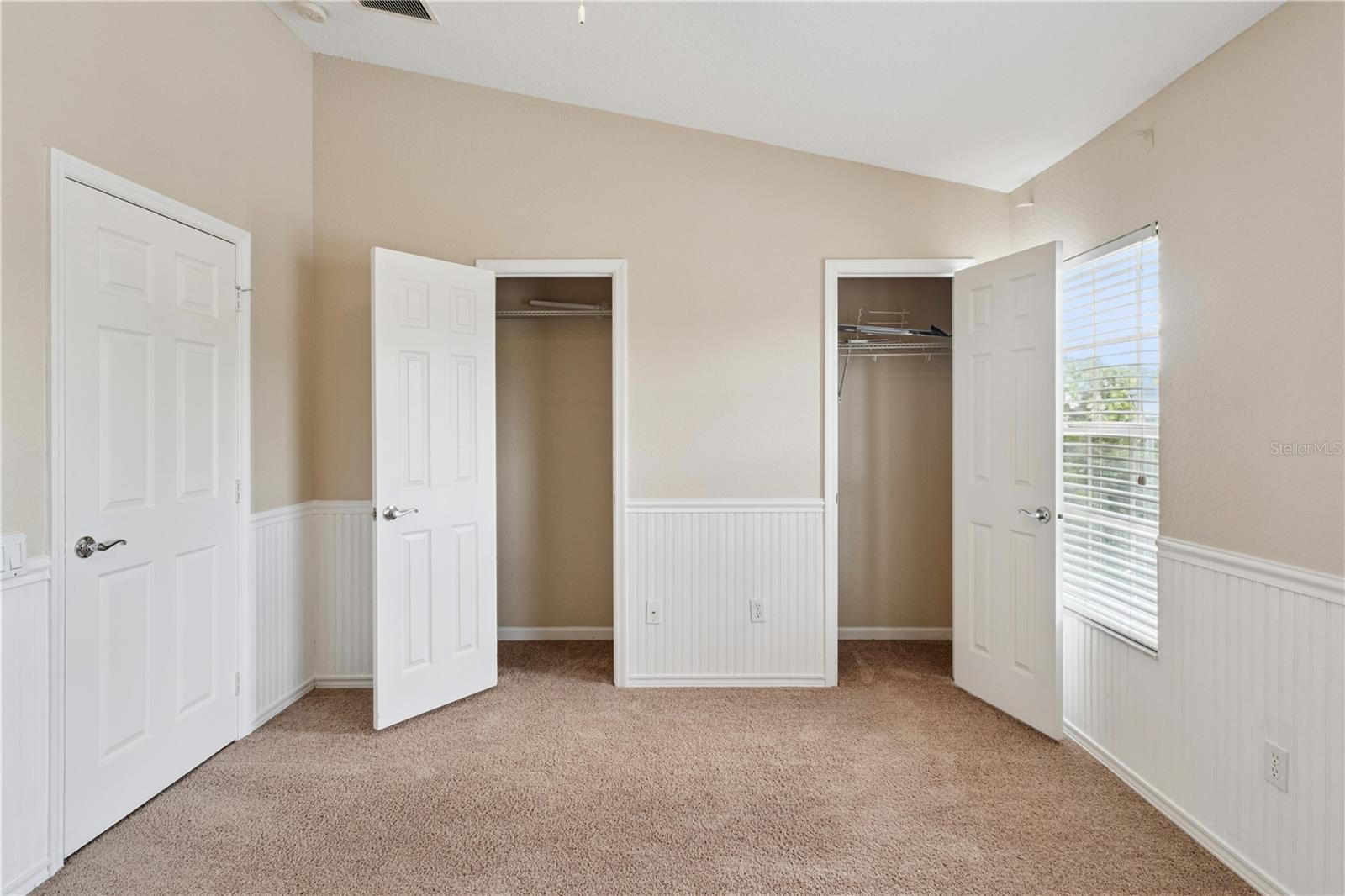 REGENCY OAKS UNIT ONE - Residential