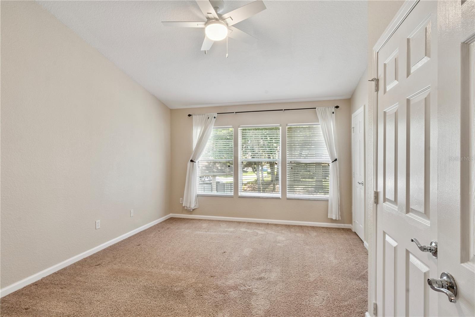 REGENCY OAKS UNIT ONE - Residential