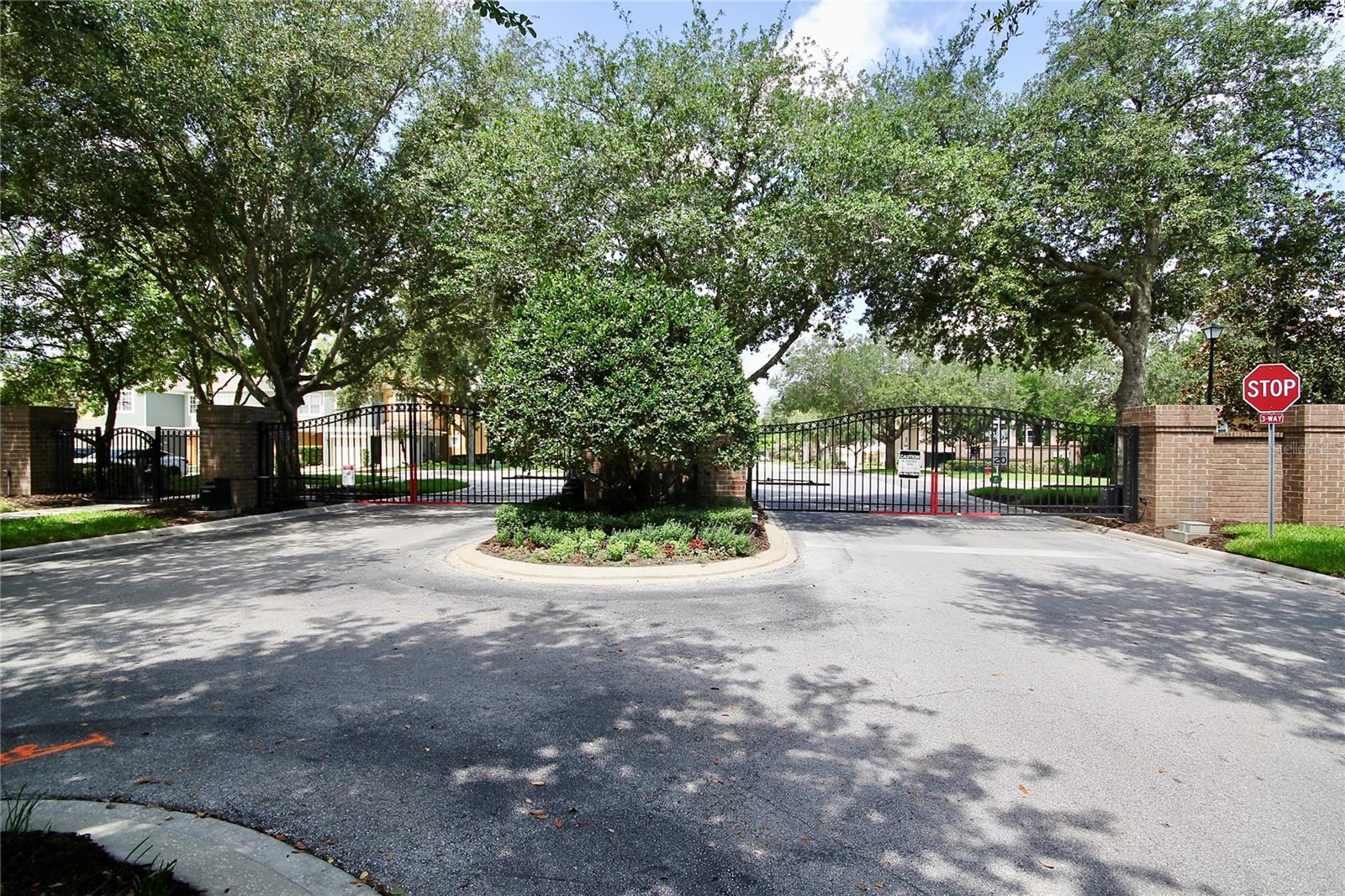 REGENCY OAKS UNIT ONE - Residential