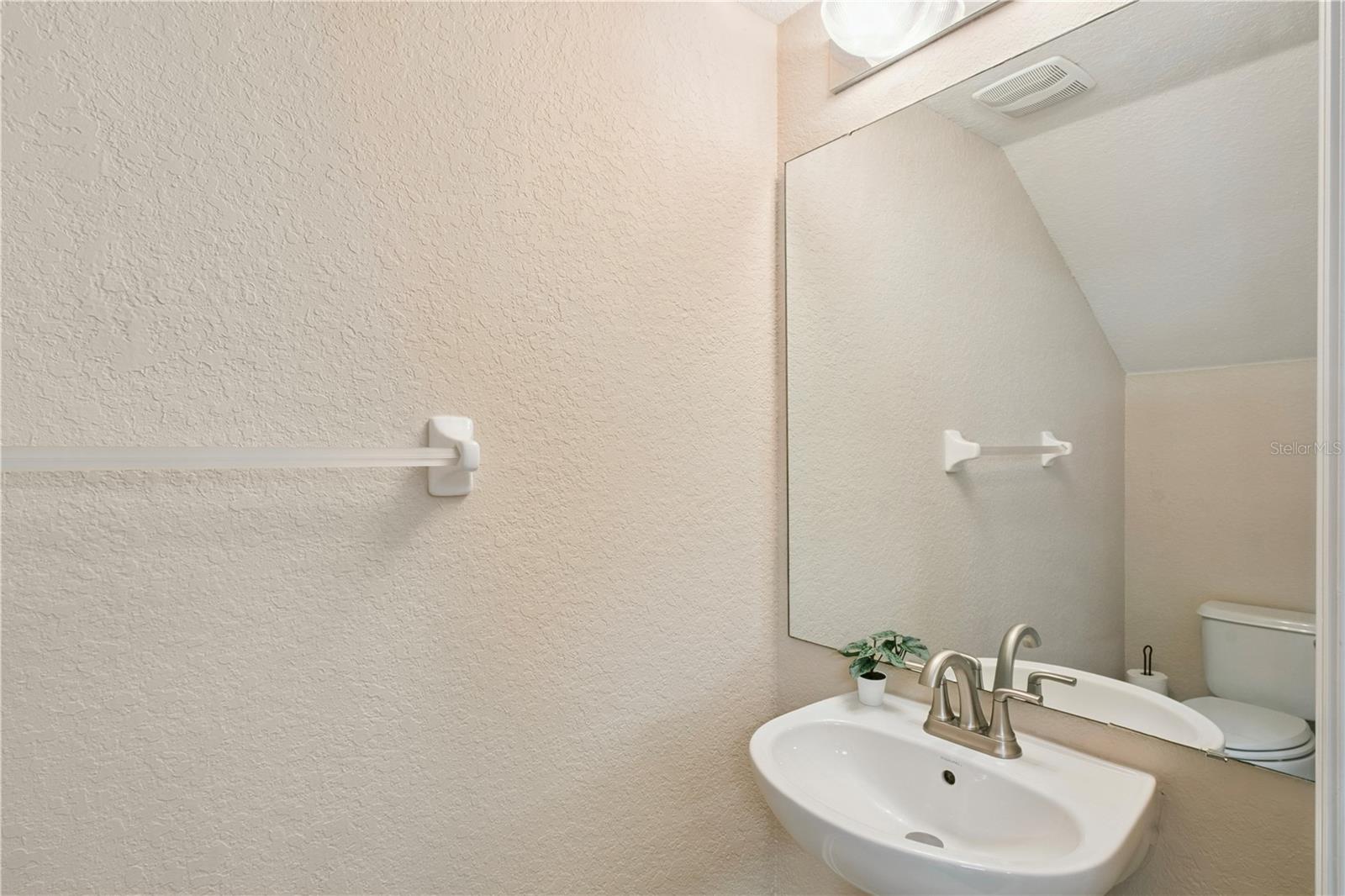 REGENCY OAKS UNIT ONE - Residential