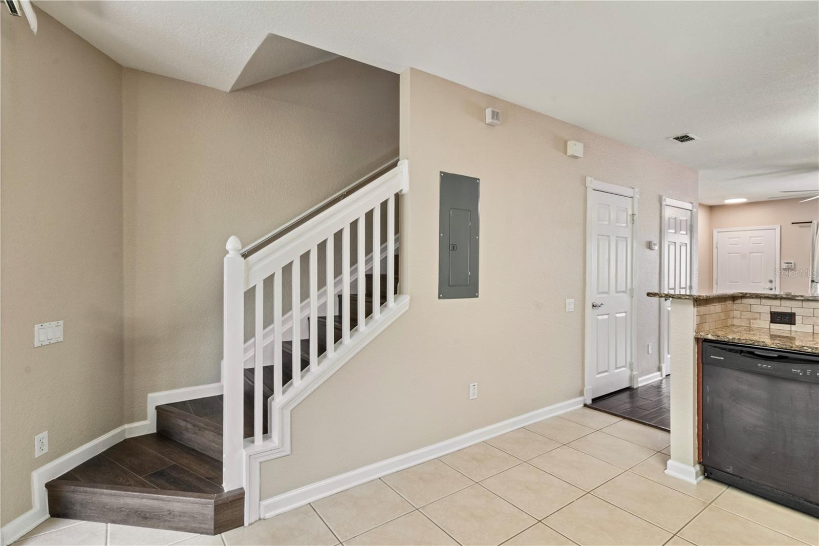 REGENCY OAKS UNIT ONE - Residential