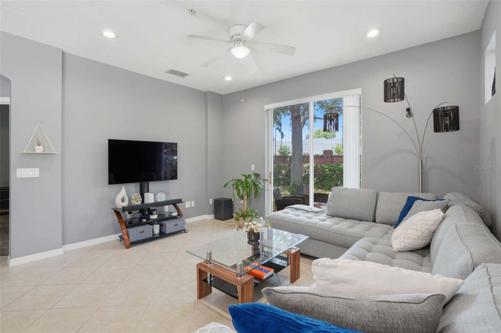 CRESTWOOD HEIGHTS - Residential