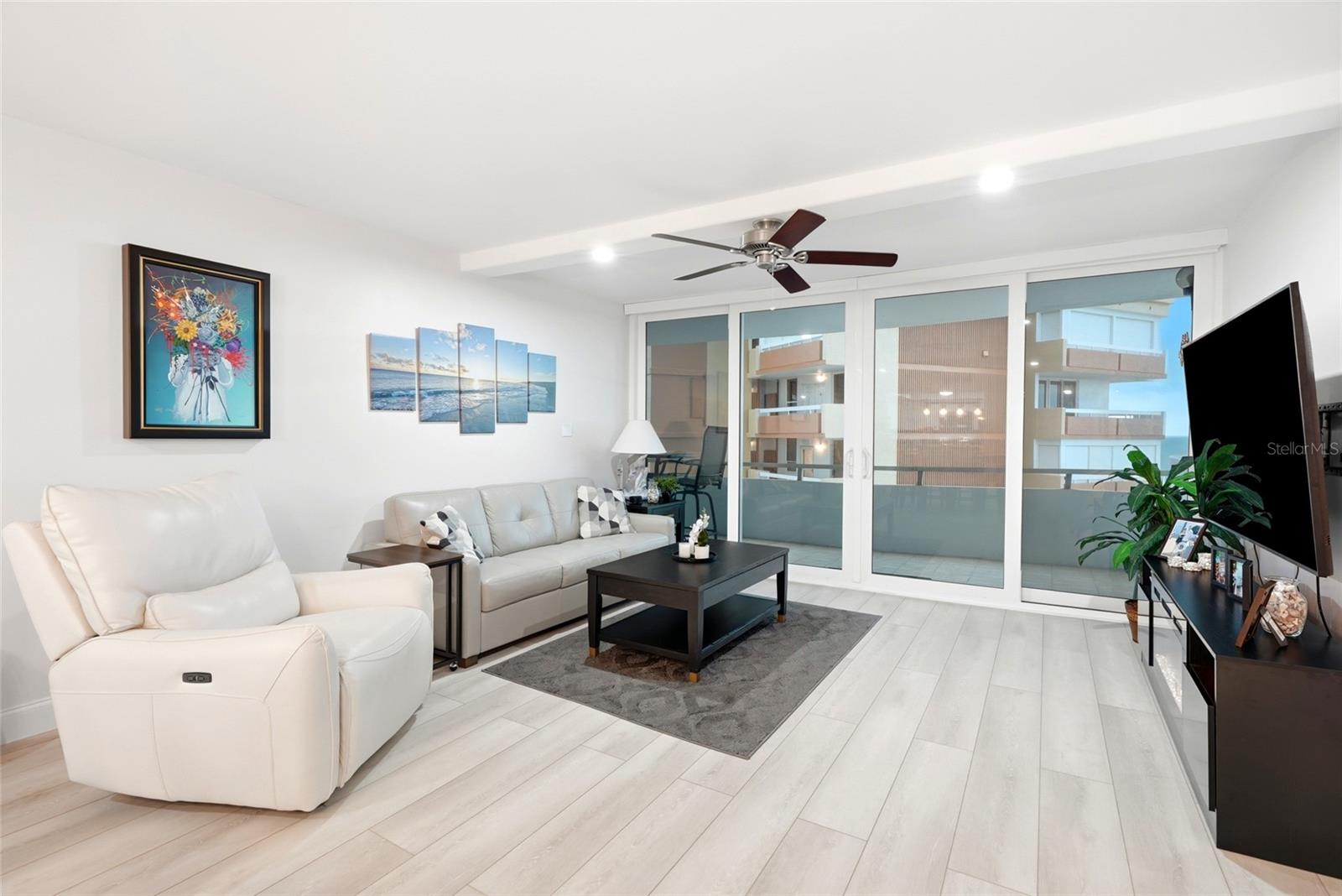 REDINGTON TOWERS BLDG 2 CONDO - Residential