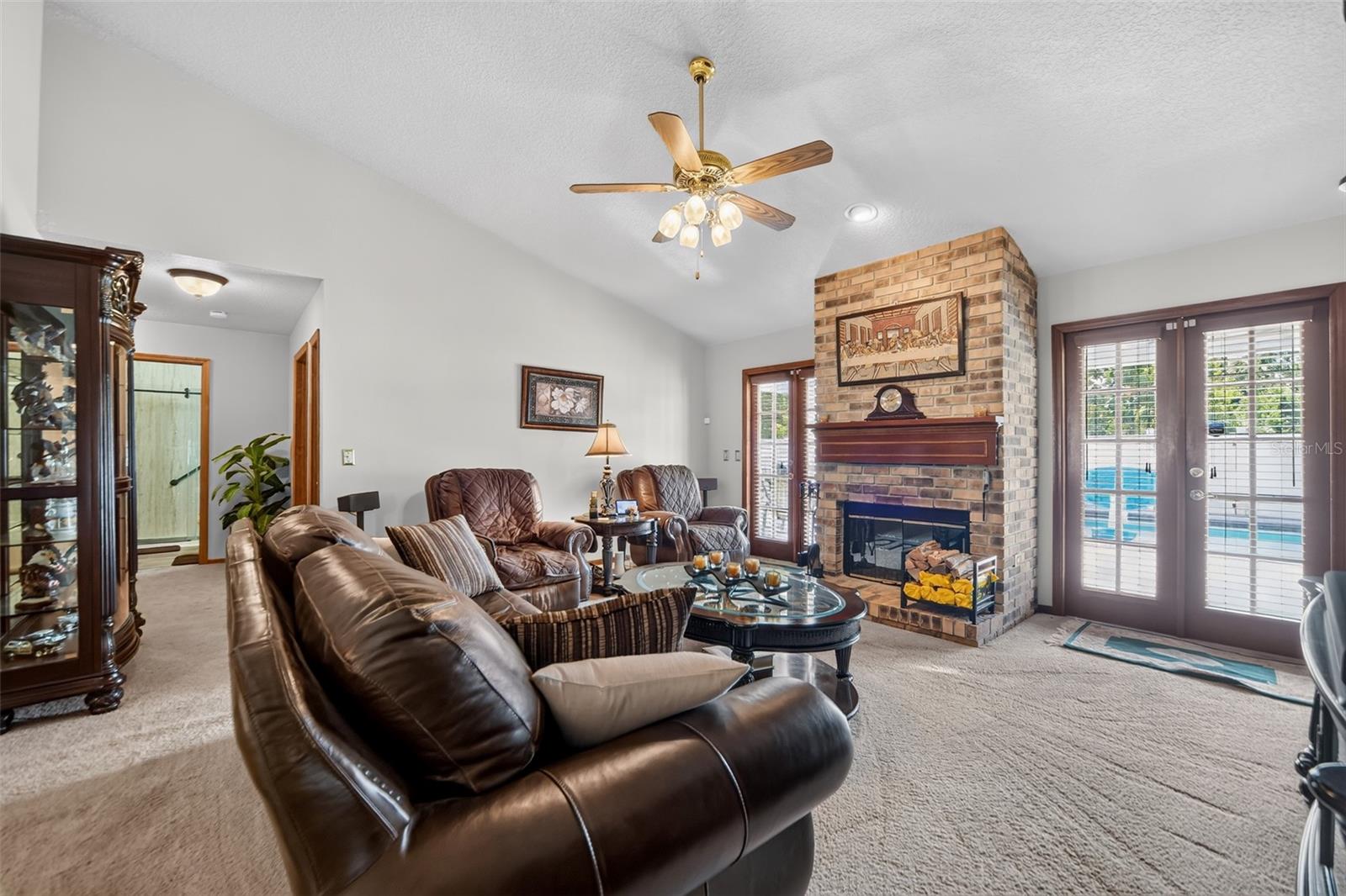 SILVER BEND - Residential