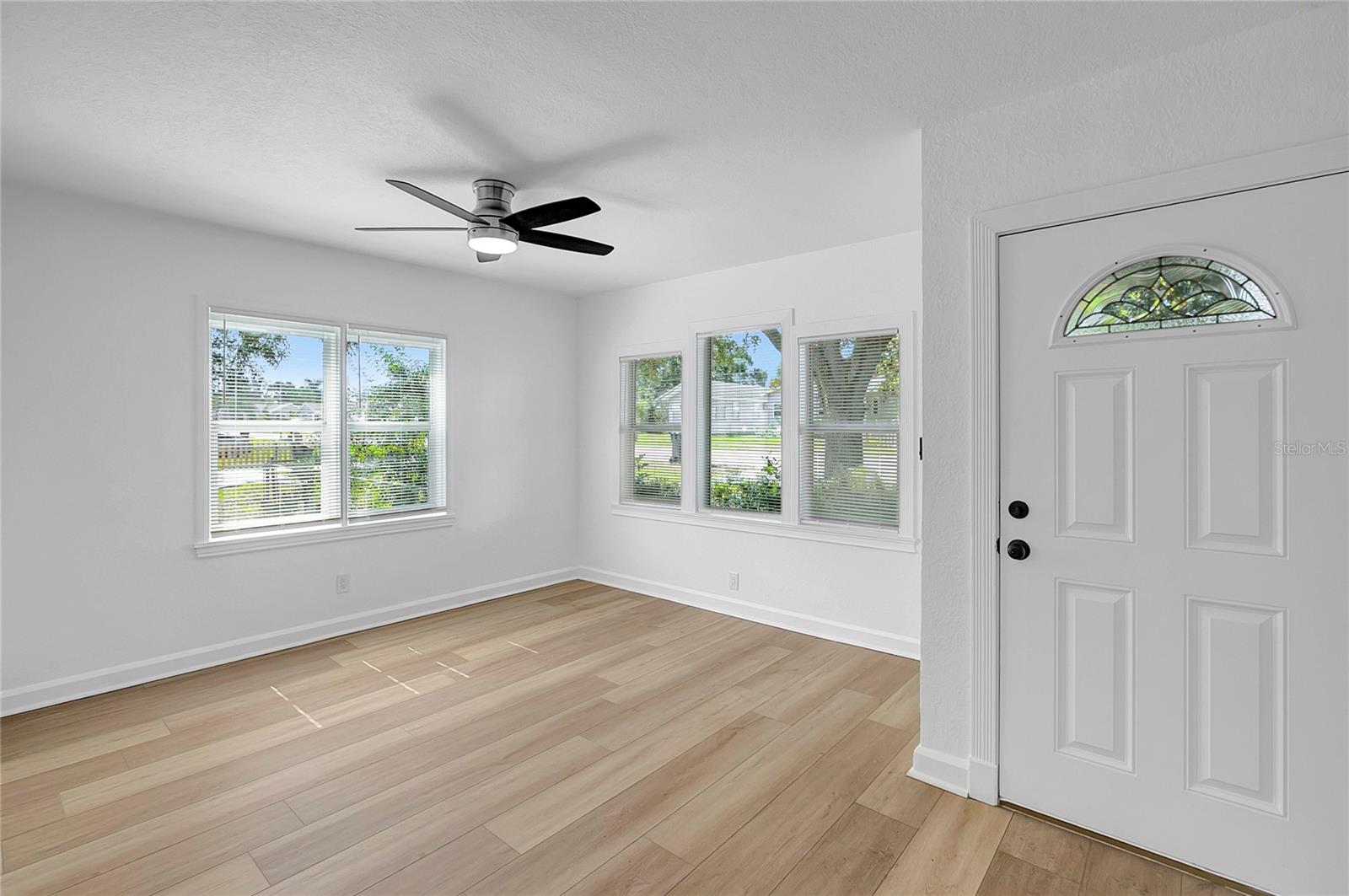 HIGHLAND GROVES - Residential