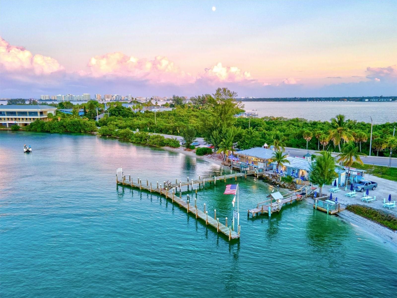 SLEEPY LAGOON PART NO 2 - Residential
