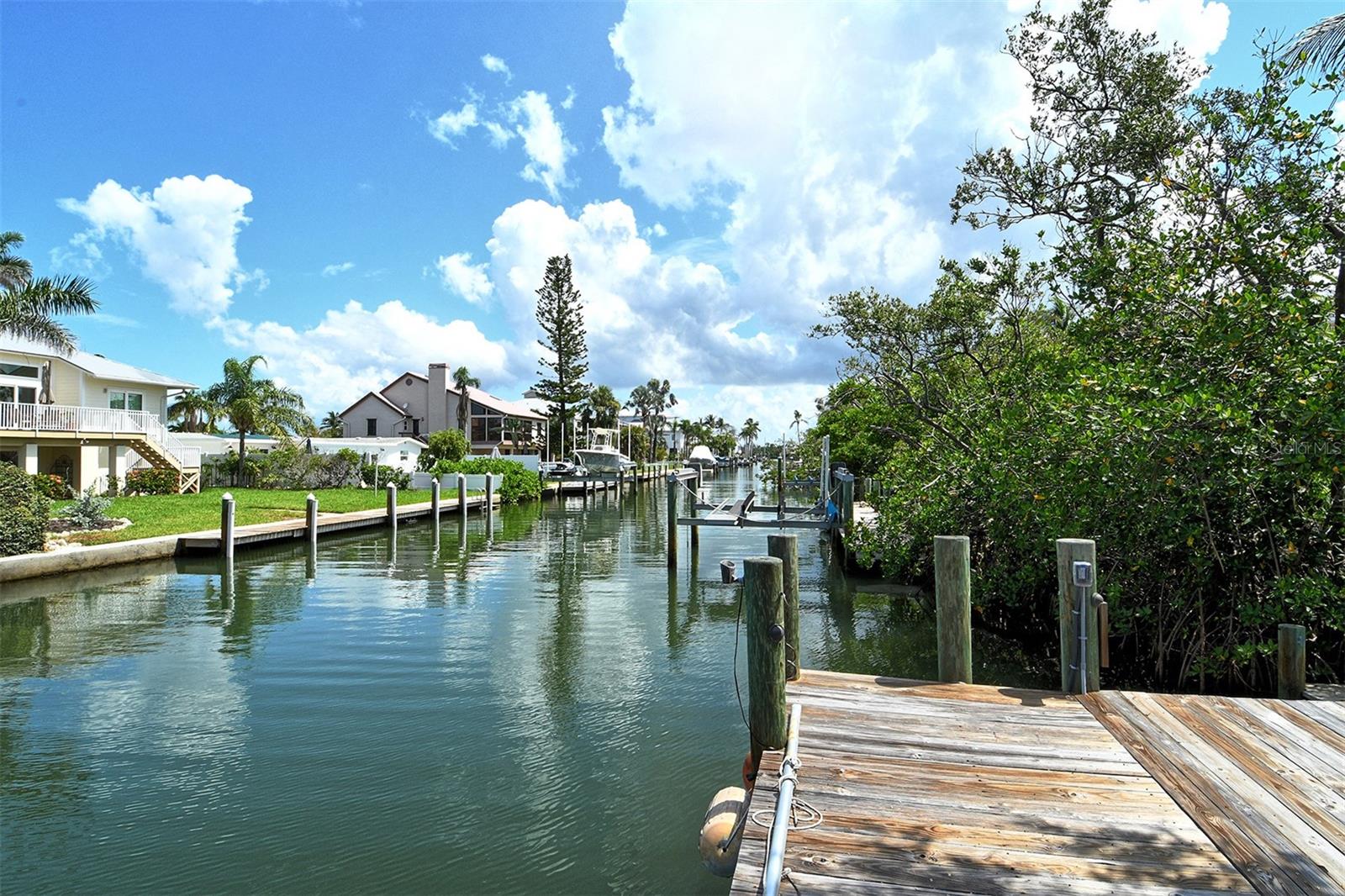 SLEEPY LAGOON PART NO 2 - Residential