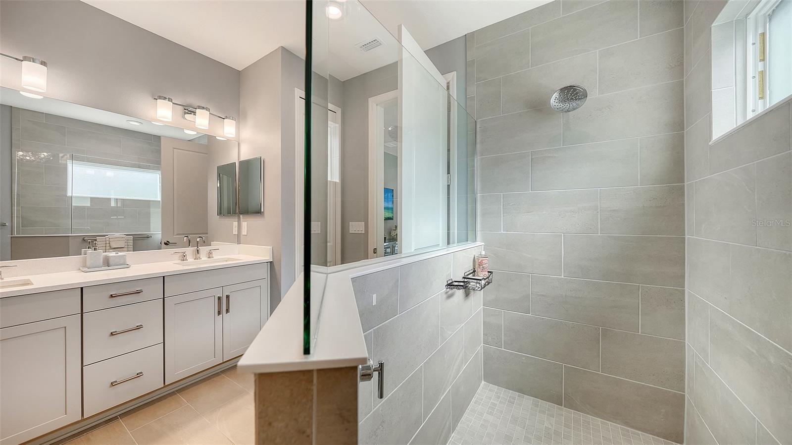 WINDWARD AT LAKEWOOD RANCH - Residential