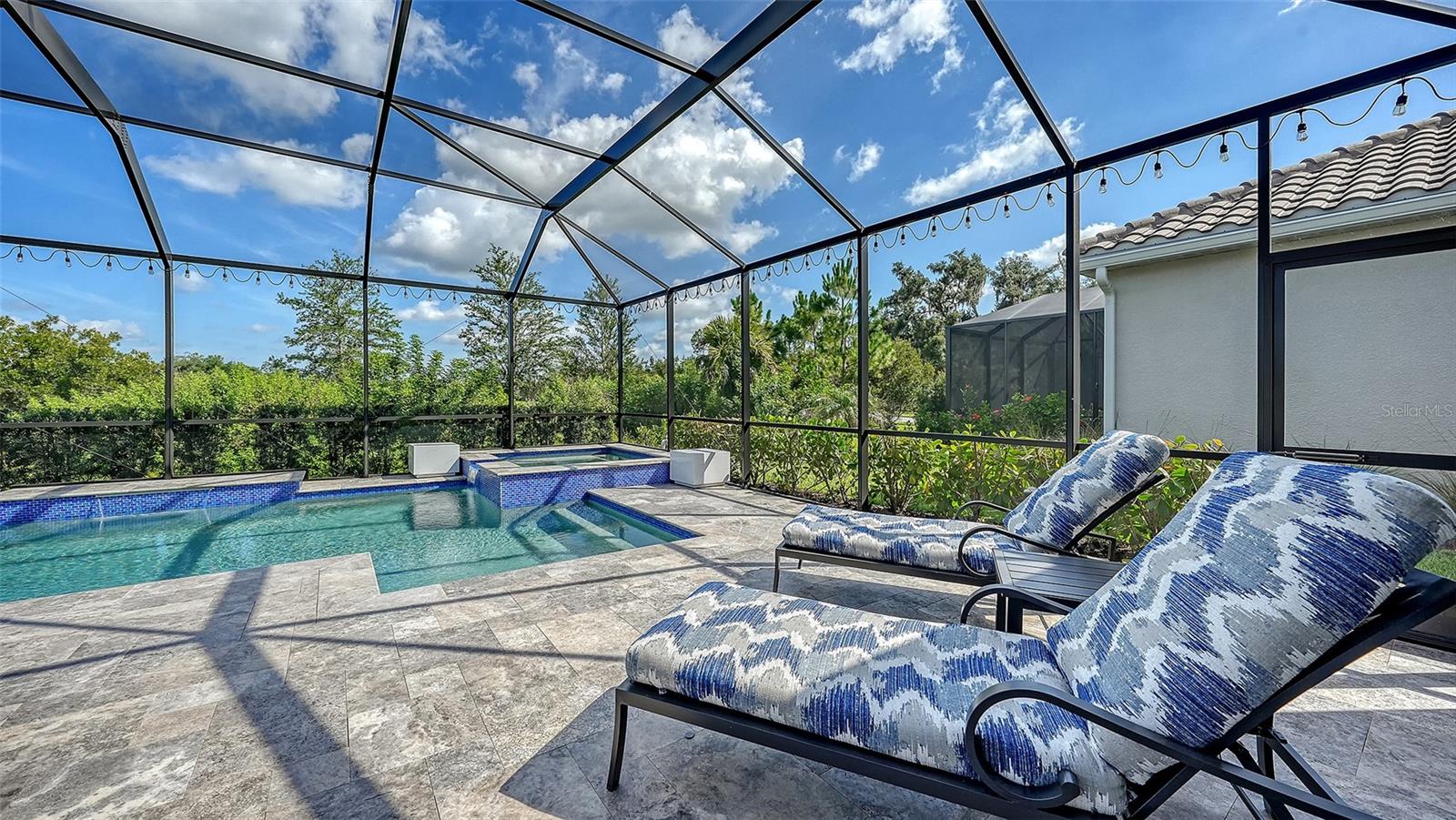 WINDWARD AT LAKEWOOD RANCH - Residential
