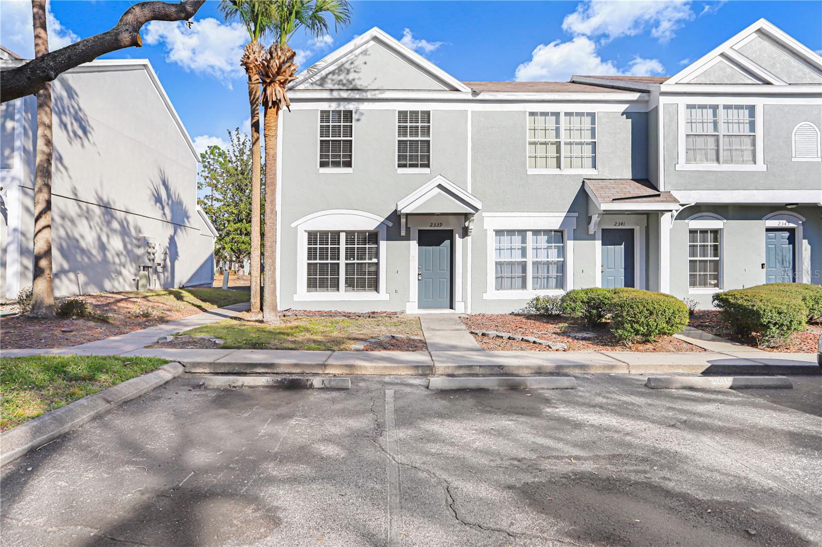 REGENCY KEY TWNHMS - Residential