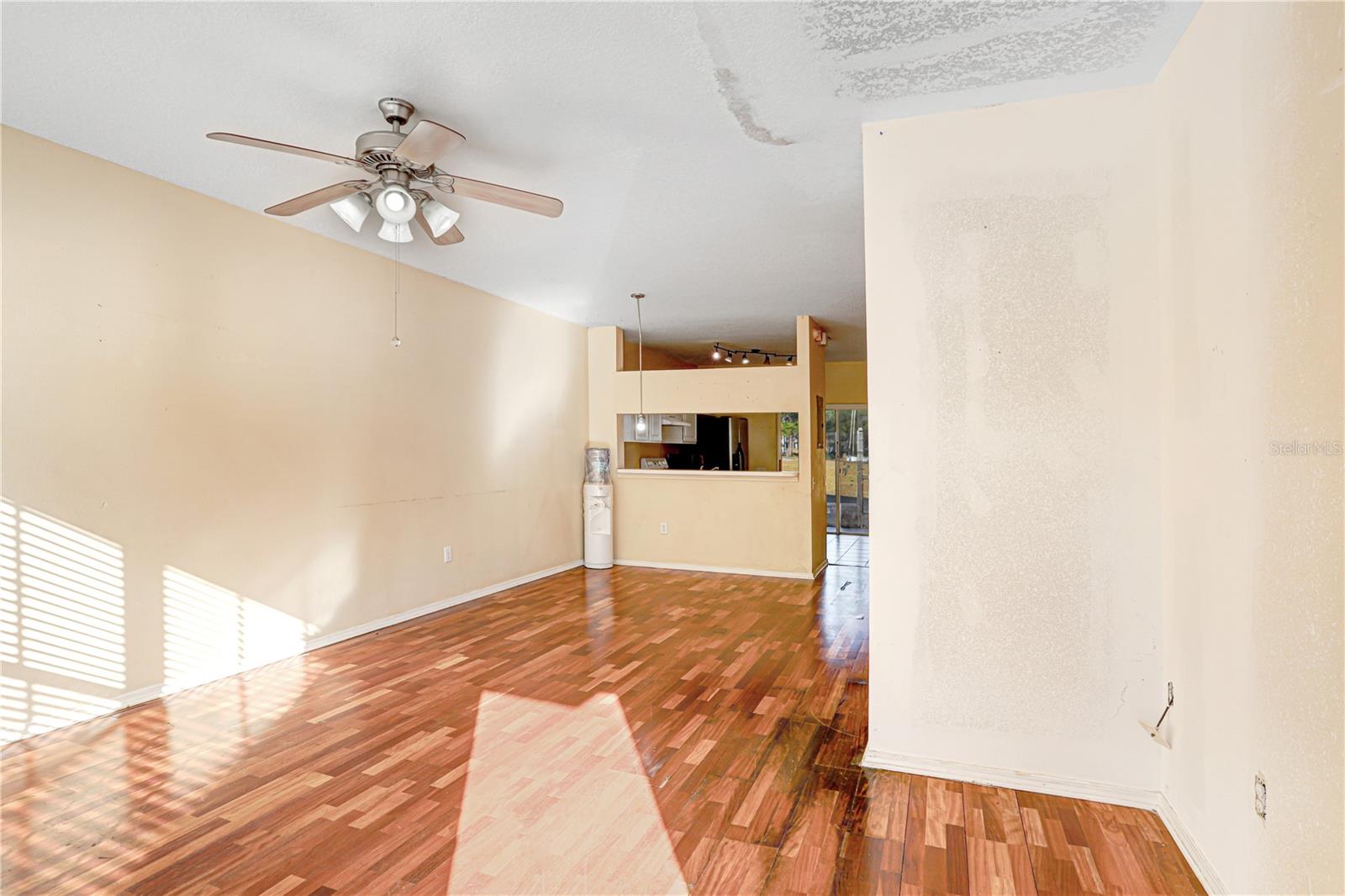 REGENCY KEY TWNHMS - Residential