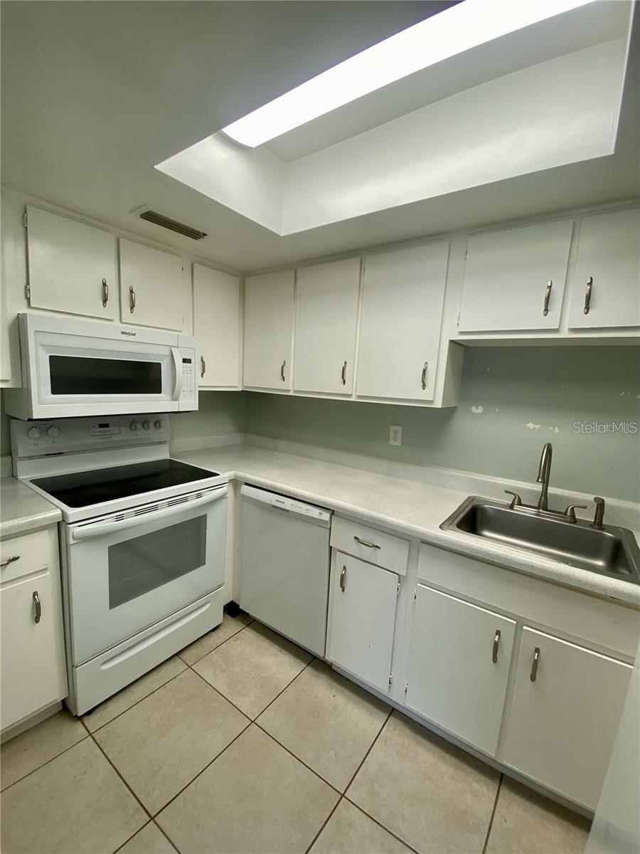 CARRINGTON PARK A CONDO - Residential Lease
