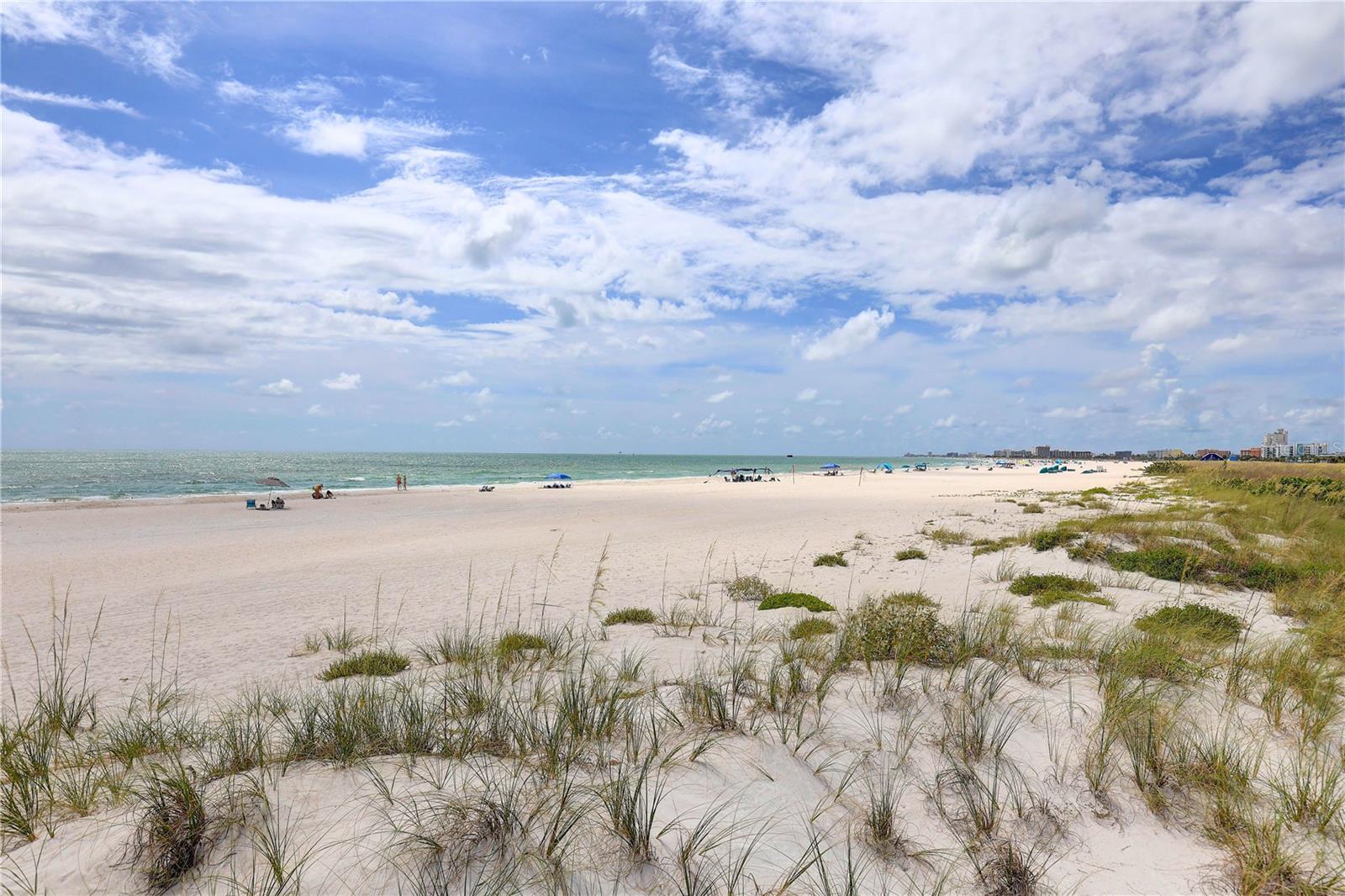 ISLAND INN CONDO - Residential