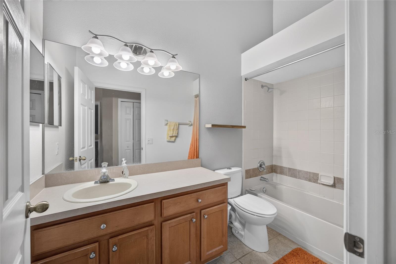 VISTA LAKES VILLAGE N-2 AMHURST - Residential
