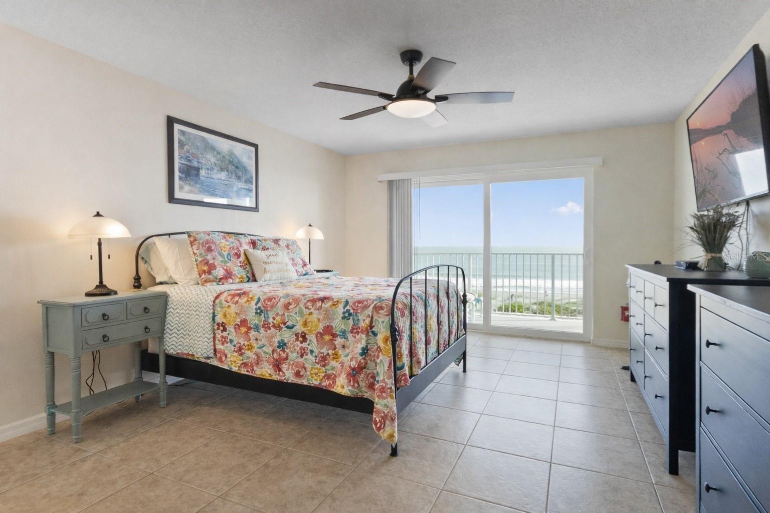 SUN CLUB CONDO - Residential