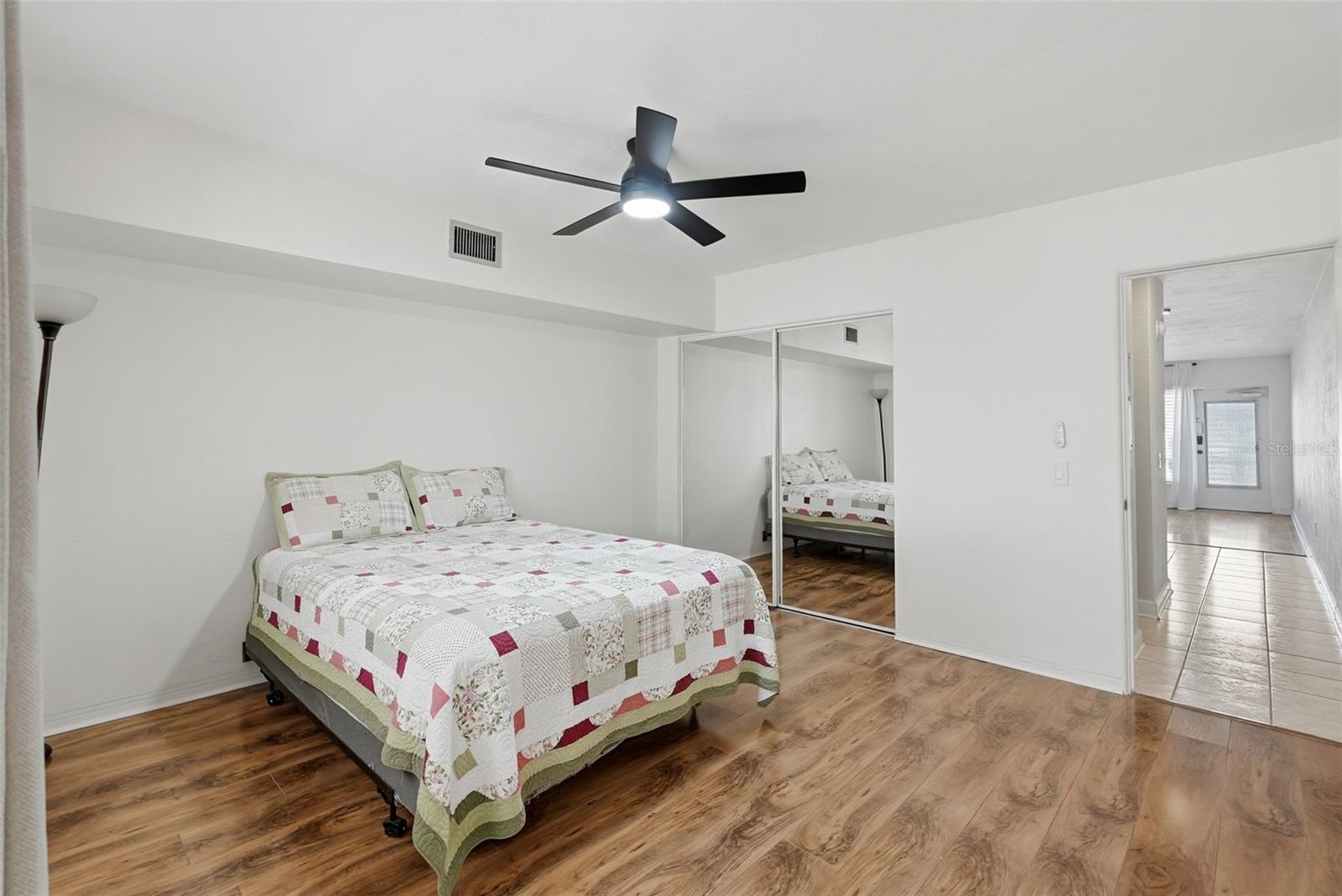 CLEARVIEW OAKS BLDG 16 - Residential