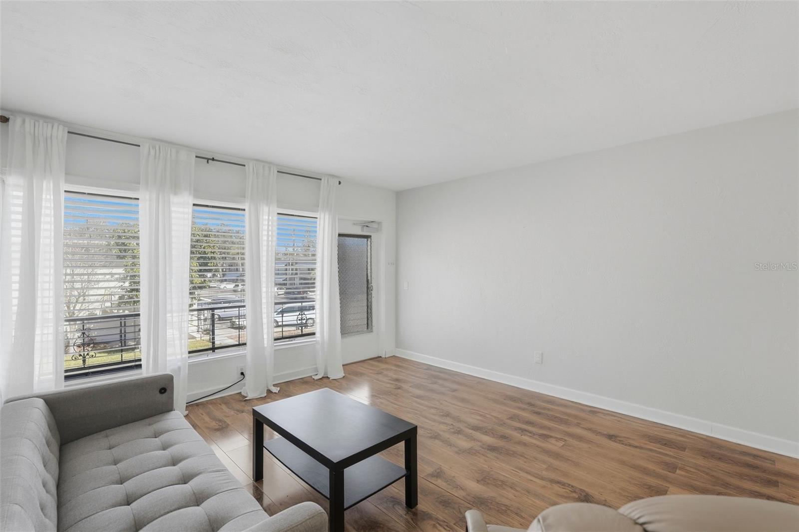CLEARVIEW OAKS BLDG 16 - Residential